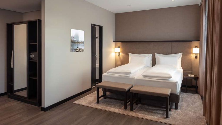 Hotel Victoria Room