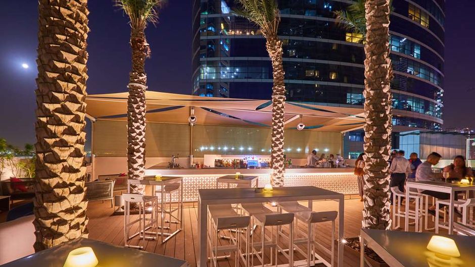Media One Hotel Dubai Pool