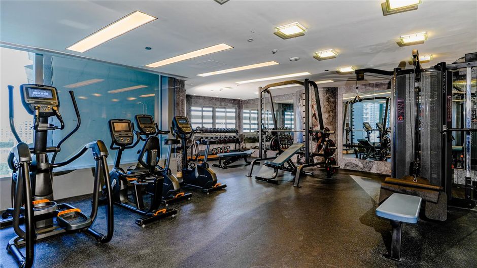 Media One Hotel Dubai Health