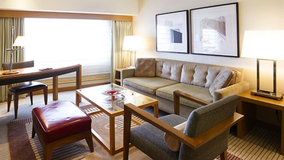 Portopia Hotel Suite