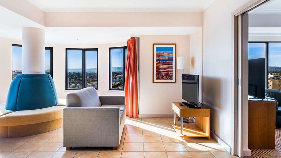 Stamford Grand Adelaide Suite