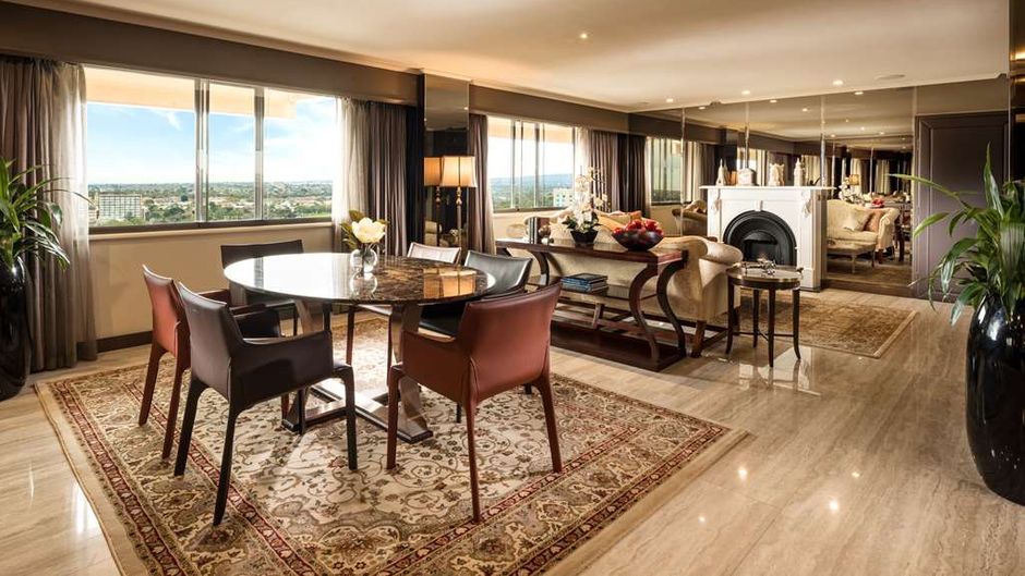 Stamford Plaza Adelaide Suite