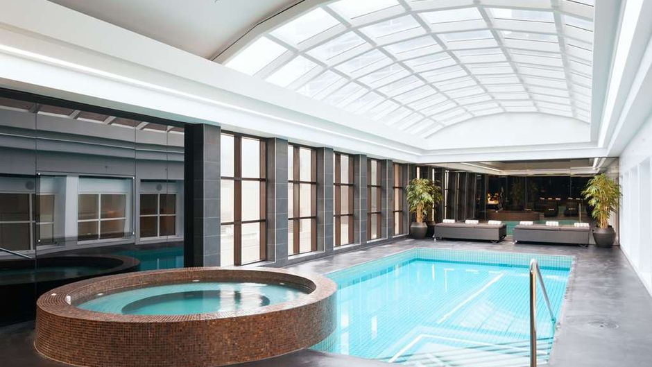 Stamford Plaza Melbourne Pool