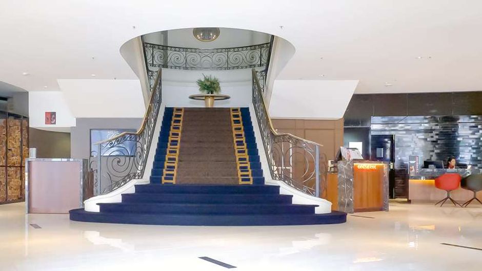 Stamford Plaza Sydney Airport Lobby