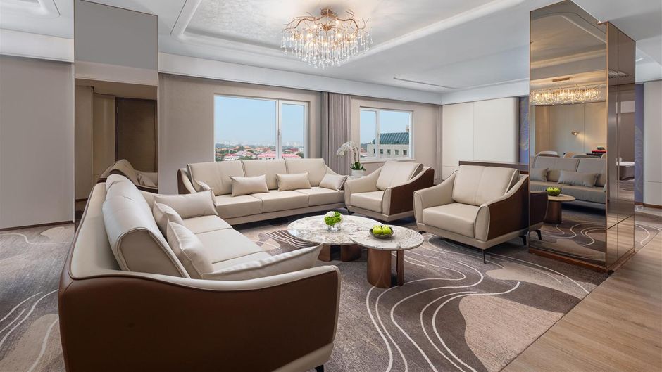 Sunworld Dynasty Hotel Suite