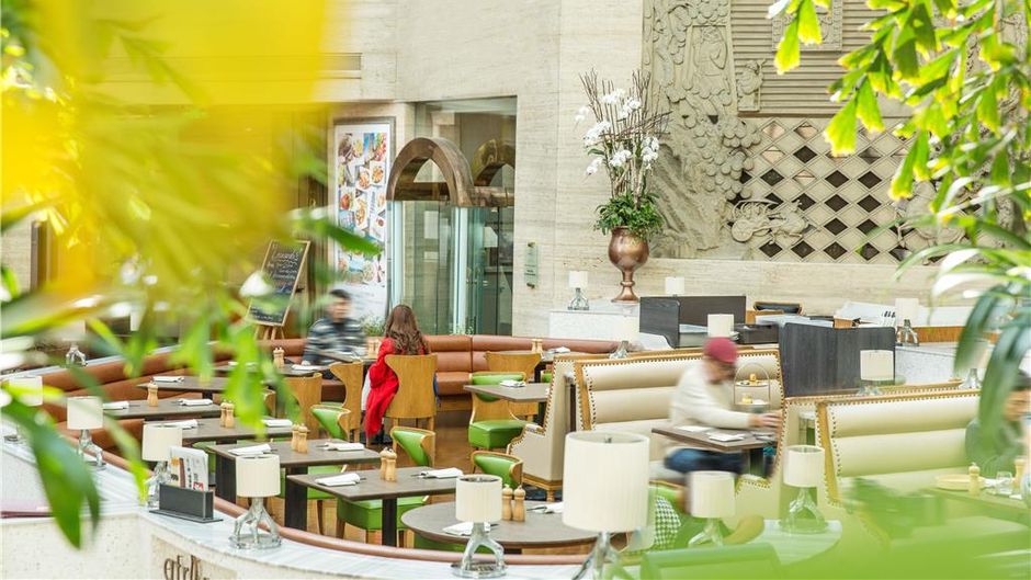 The Kunlun Jing An Restaurant