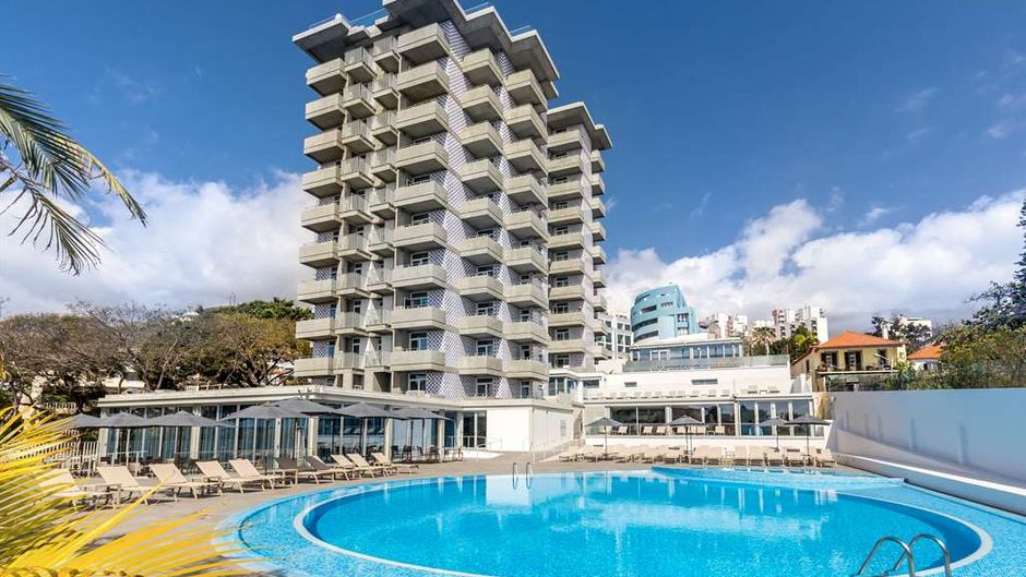 Allegro Madeira by Barcelo - Adults Only Pool