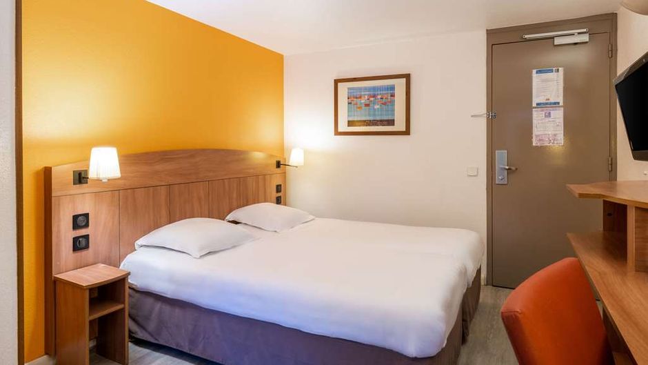 Comfort Hotel Grenoble Meylan Room