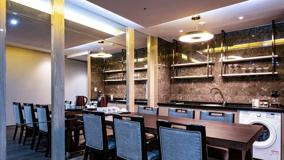 Ramada Suites Geoje Suite
