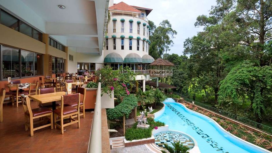 Golf Course Hotel Pool