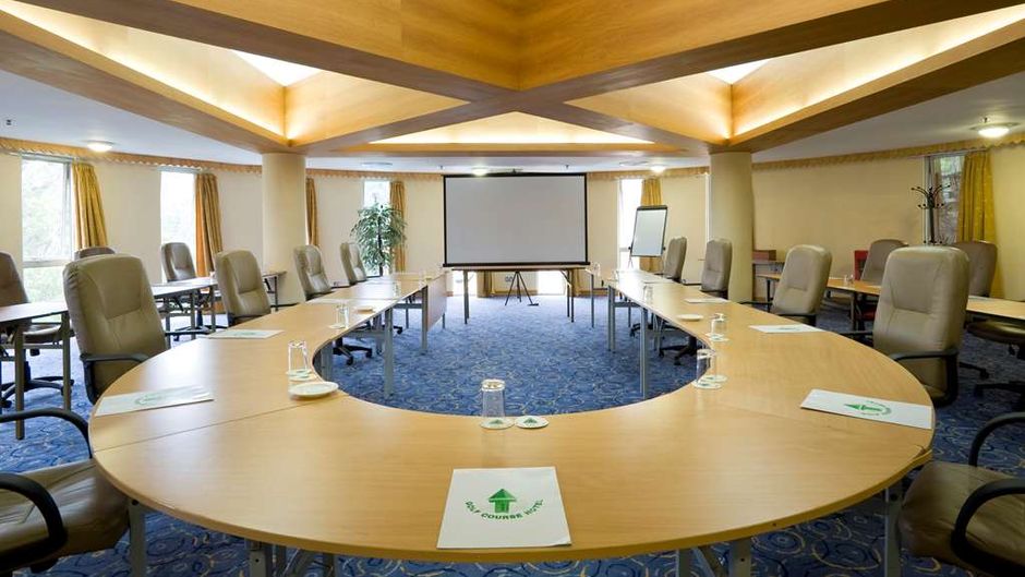 Golf Course Hotel Meeting