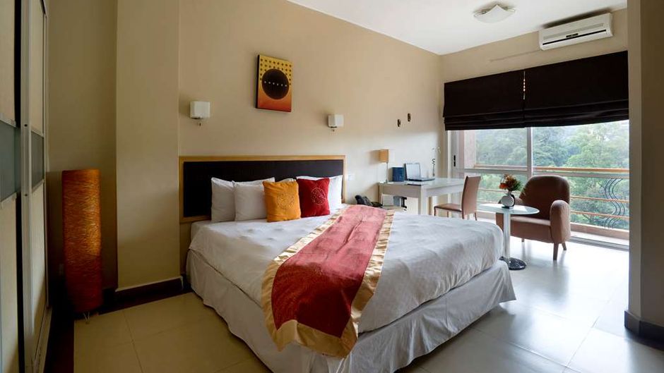Metropole Hotel Kampala Room