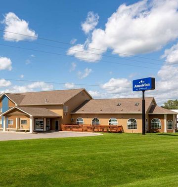 AmericInn by Wyndham Jefferson