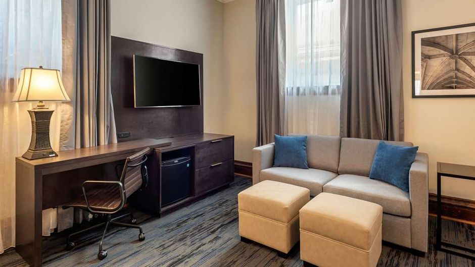 The Courthouse Hotel, an Ascend Hotel Room