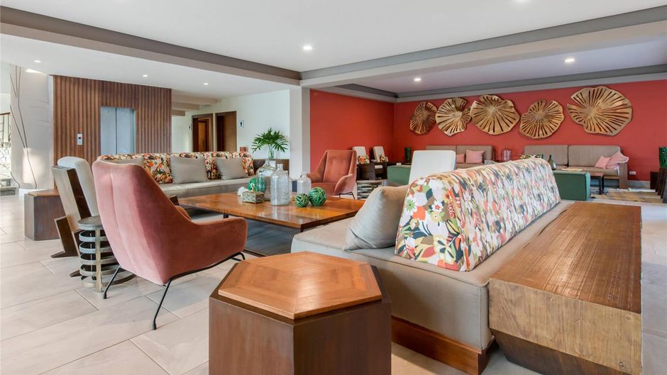 Emotions by Hodelpa Puerto Plata Lobby