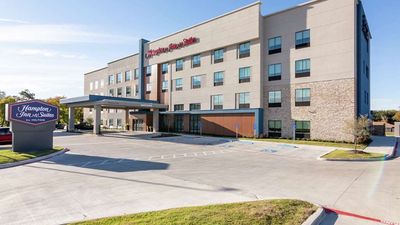 Hampton Inn & Suites Dallas East