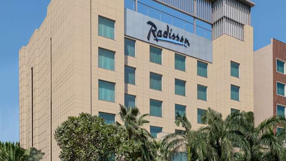 Radisson Hotel Sector 29 Gurugram Exterior
