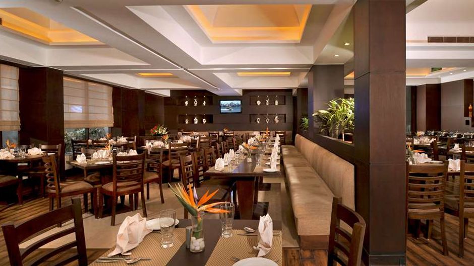 Country Inn & Suites Gurgaon Sector 12 Restaurant
