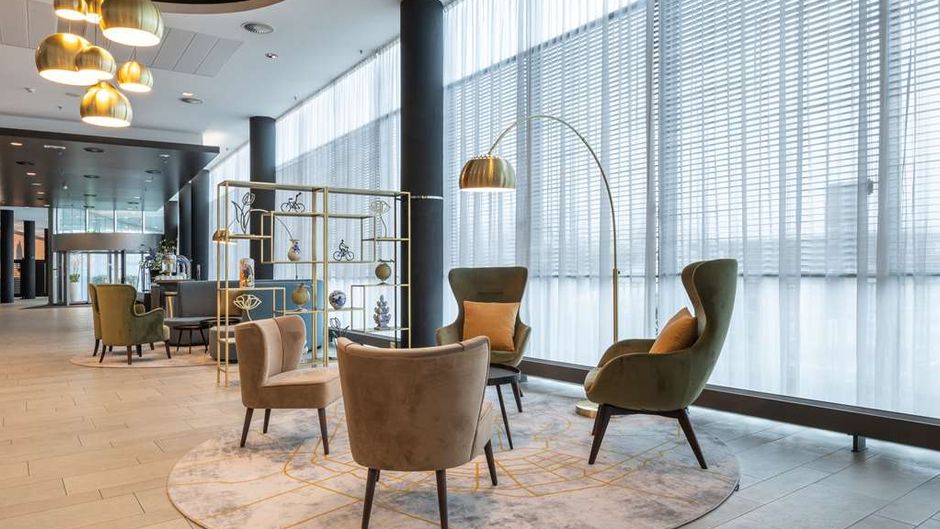 Park Plaza Amsterdam Airport Lobby