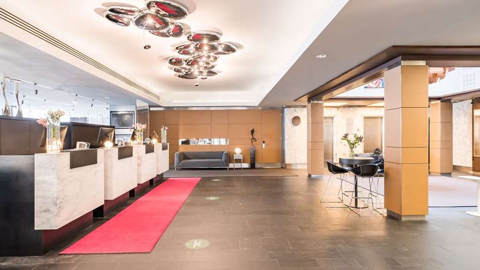 Radisson Blu Plaza Hotel, Helsinki Lobby