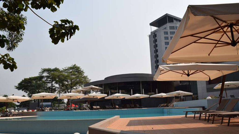 Radisson Blu M'bamou Palace Hotel Pool