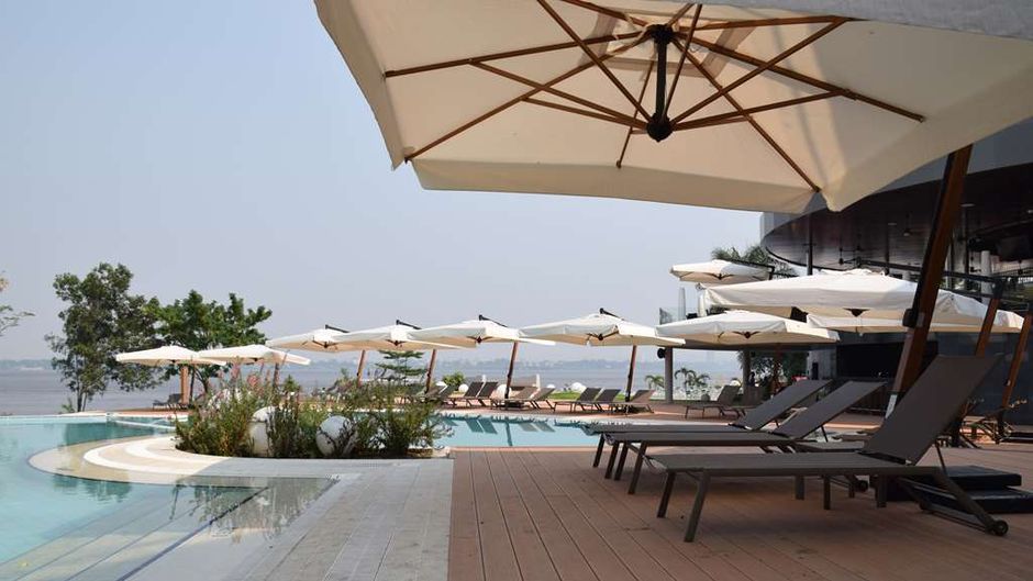 Radisson Blu M'bamou Palace Hotel Pool