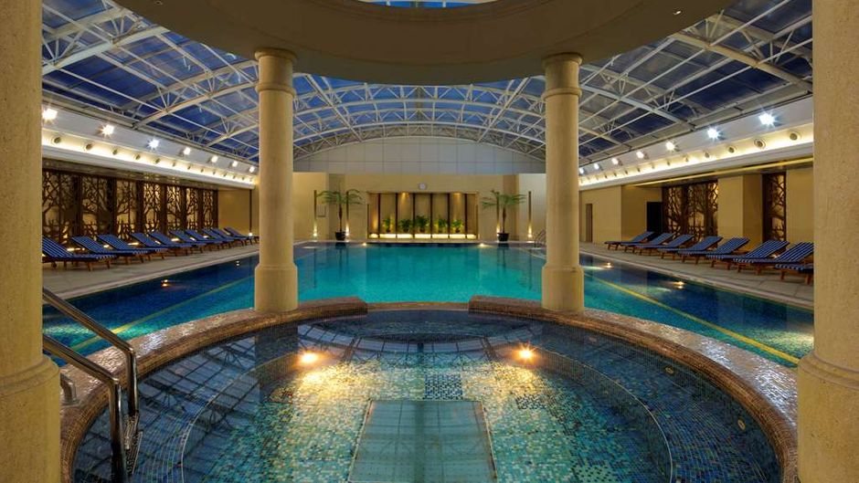 Radisson Blu Hotel Shanghai New World Pool