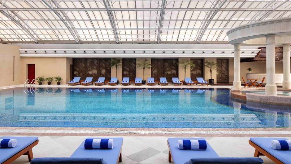 Radisson Blu Hotel Shanghai New World Pool