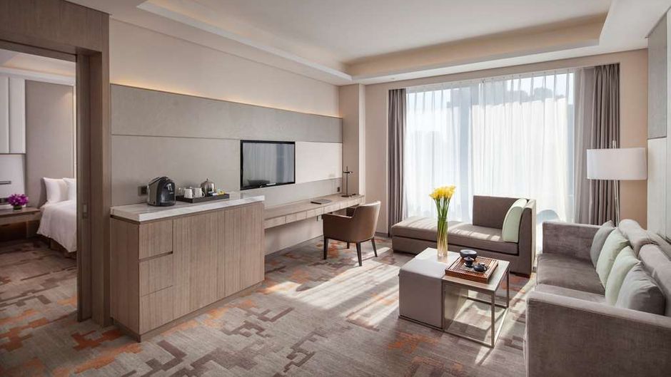 Radisson Exhibition Center Shanghai Suite
