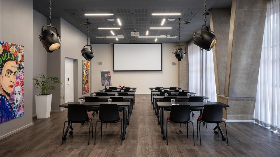 Radisson RED Hotel, V&A Waterfront Meeting