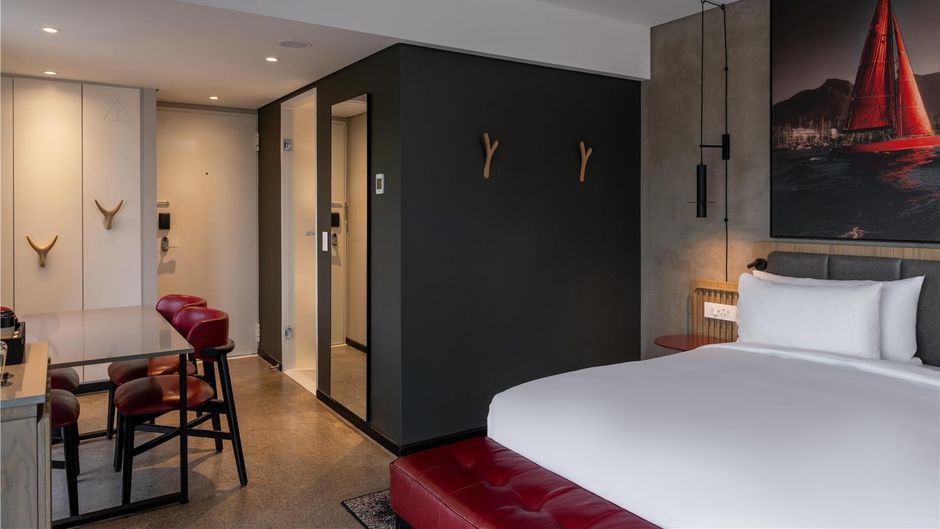 Radisson RED Hotel, V&A Waterfront Room