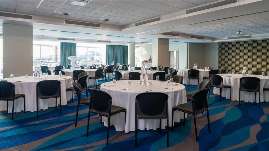 Radisson Blu Hotel Waterfront, Cape Town Meeting