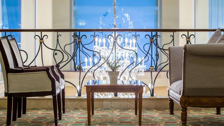 Radisson Blu Le Vendome Hotel Lobby