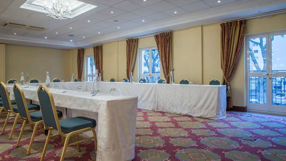 Radisson Blu Le Vendome Hotel Meeting