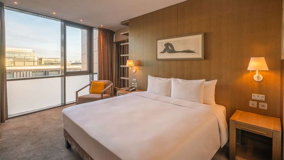 Radisson Blu Royal Hotel, Dublin Suite