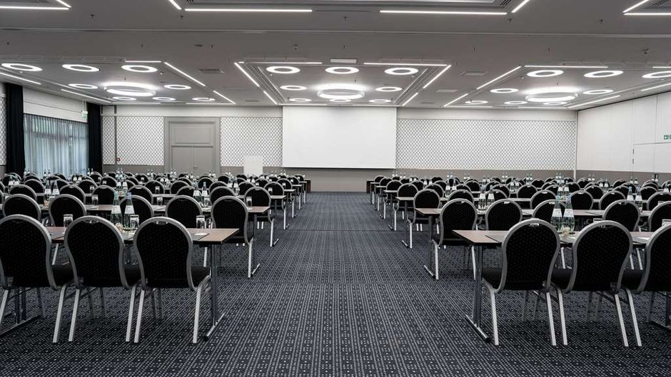 Radisson Blu Conference Hotel Ballroom