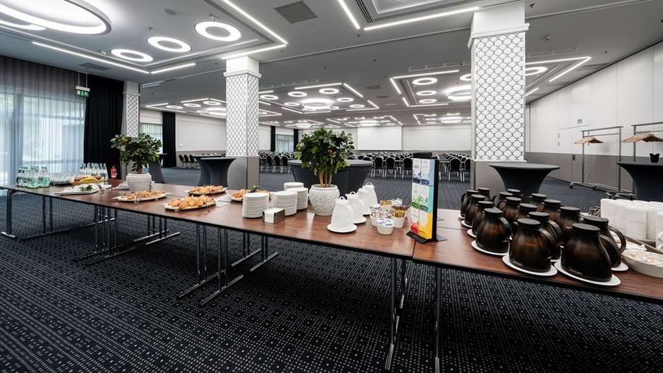Radisson Blu Conference Hotel Meeting
