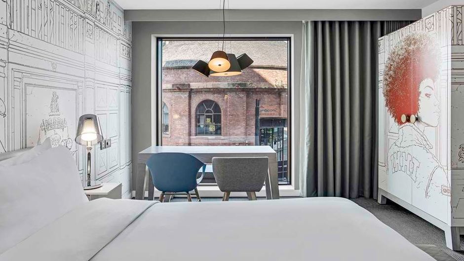 Radisson Red Hotel Glasgow Room