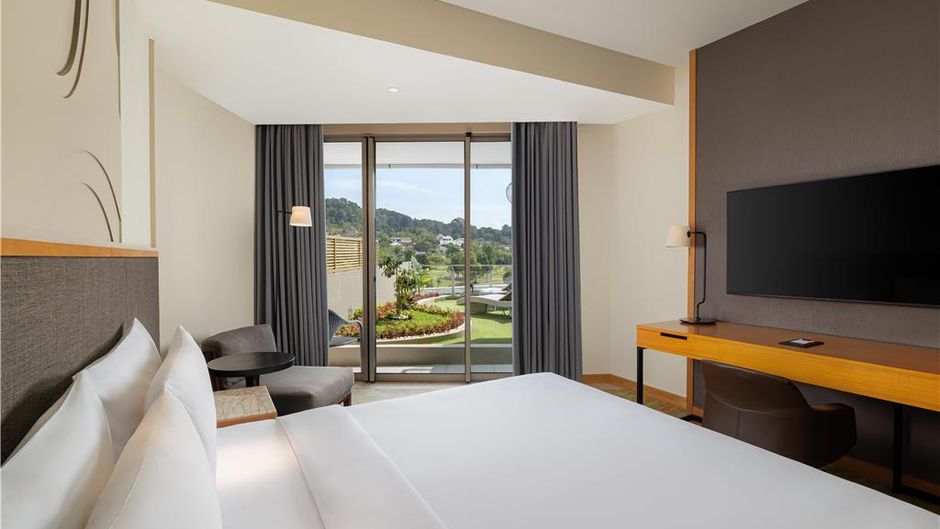 Radisson Golf & Convention Centre Batam Room