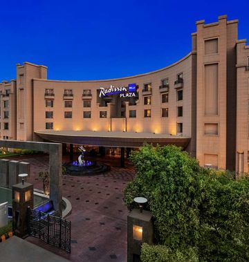Radisson Blu Plaza Delhi Airport