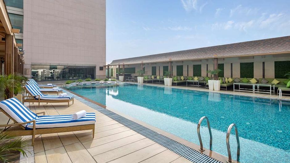 Radisson Blu Kaushambi Delhi NCR Pool