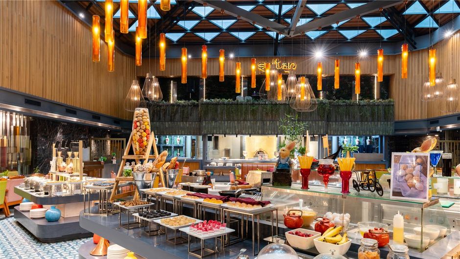 Radisson Blu Kaushambi Delhi NCR Restaurant