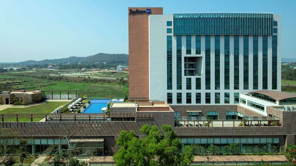 Radisson Blu Hotel Guwahati Exterior