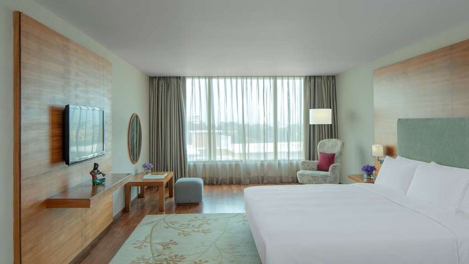 Radisson Blu Plaza Hotel Banjara Hills Suite