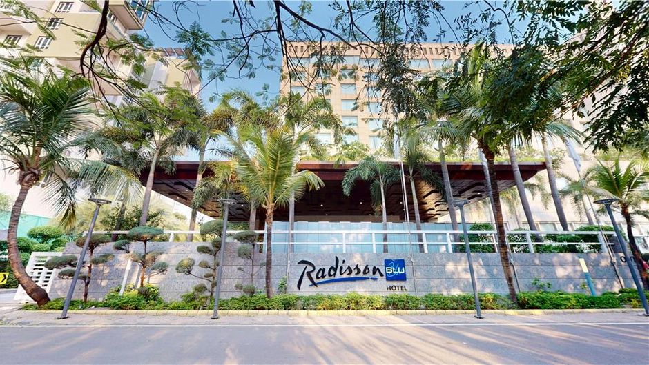 Radisson Blu Hotel Nagpur Exterior