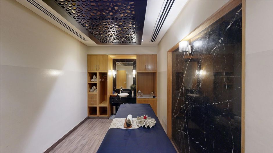 Radisson Blu Marina Hotel Connaught Plac Spa