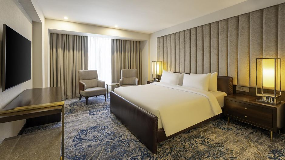 Radisson Blu Hotel  Pune  Kharadi Suite
