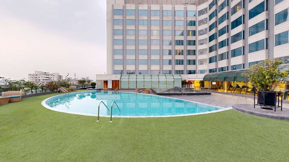 Radisson Blu Hotel Ranchi Pool