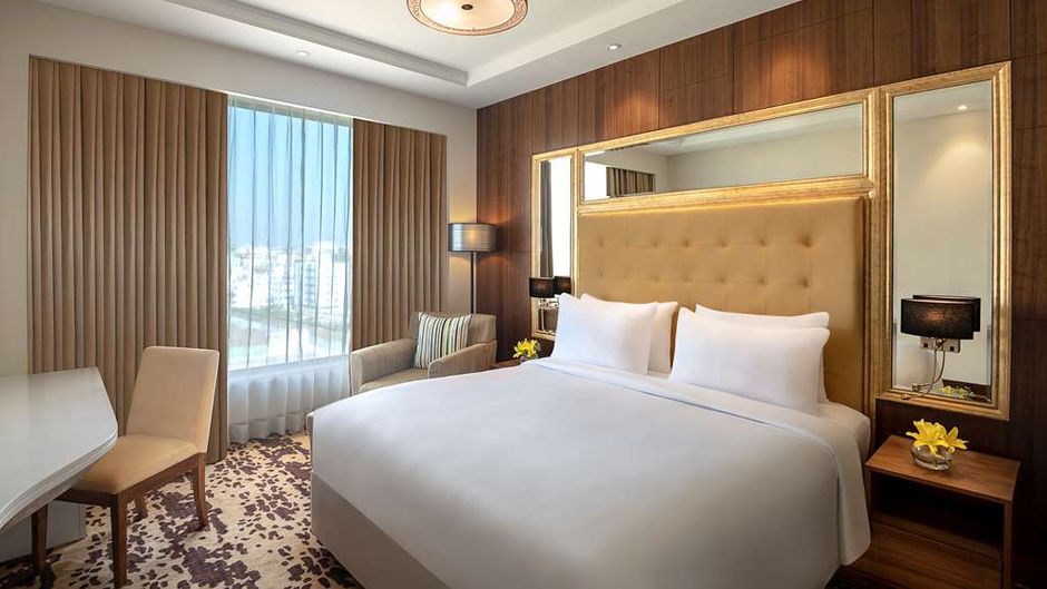 Radisson Blu Pune Hinjewadi Suite