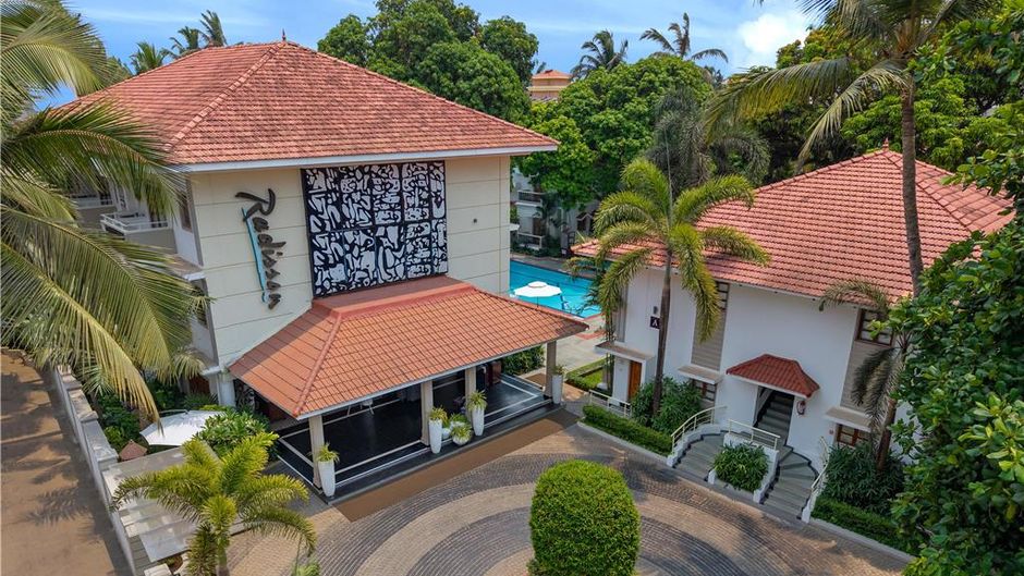 Radisson Goa Candolim Exterior